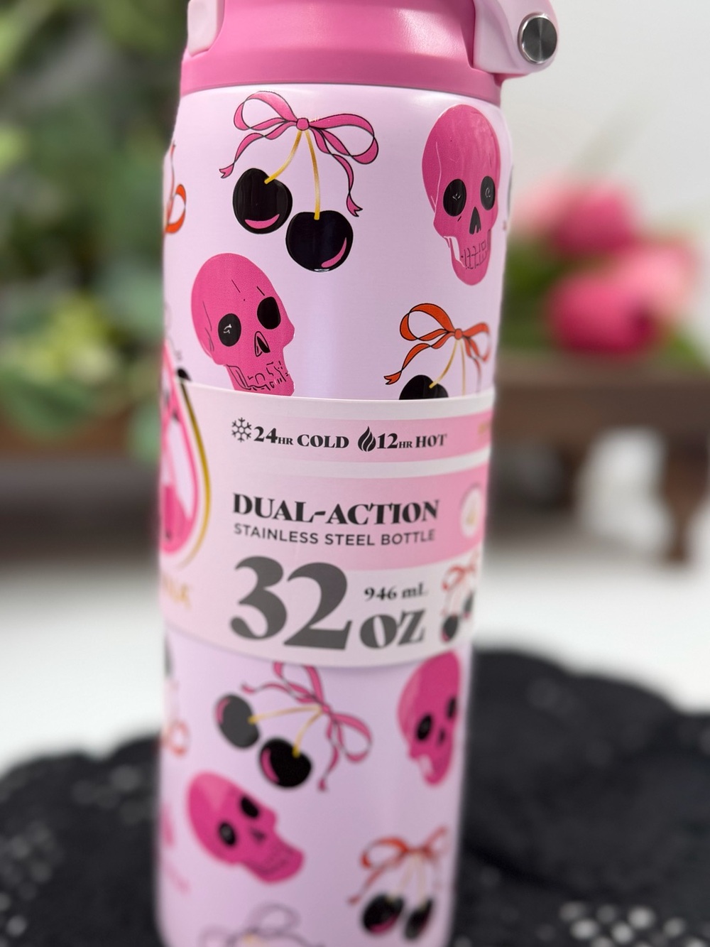 manna pink skull cherry halloween 32 oz hydra bottle nwt